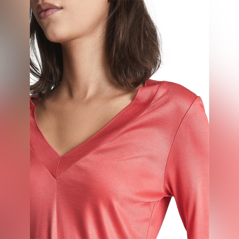 EUC Reiss Slim Fit Top *tv series*